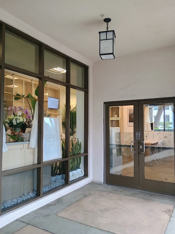 Sojeata Organic Cafe & Creamery *FREE GARAGE PARKING* (South Coast Metro)